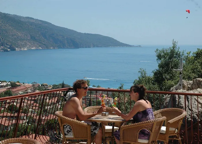 Bellevue Hotell 3*