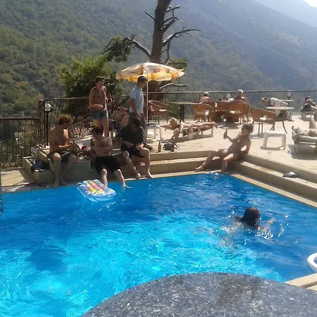Bellevue Otel 3*
