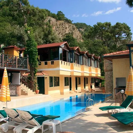 Bellevue Otel 3*